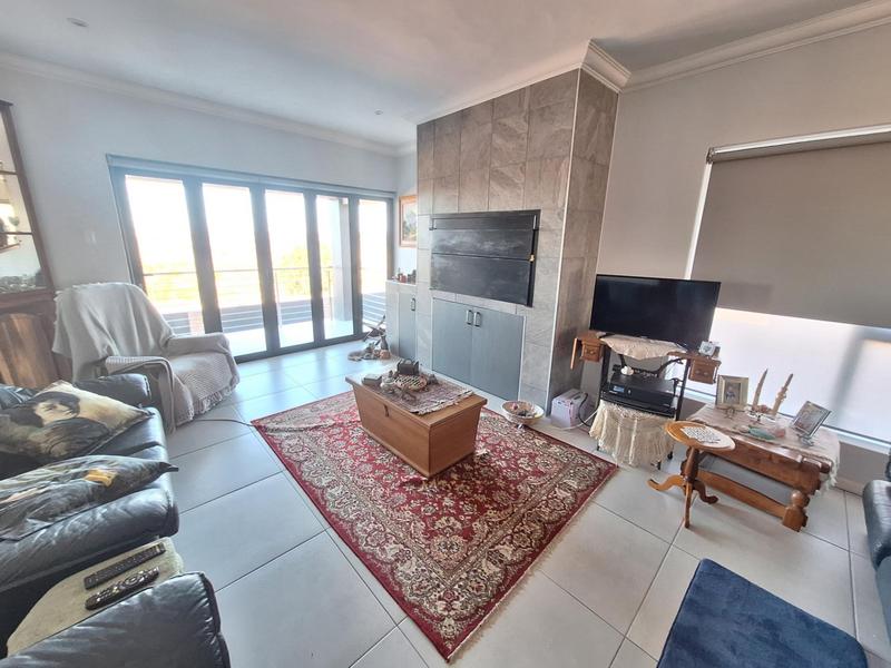 3 Bedroom Property for Sale in Monte Christo Western Cape